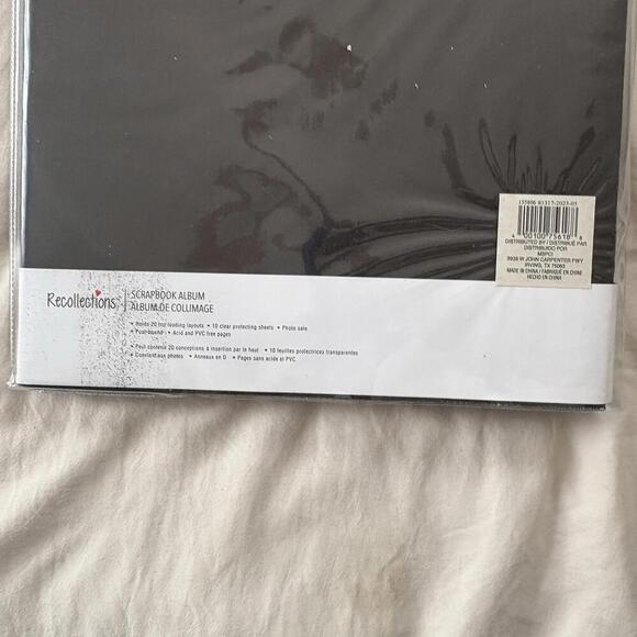 Recollections Scrapbook Black Classic Plain Holds 20 Top Loading Layouts 8.5x11” - Picture 8 of 15